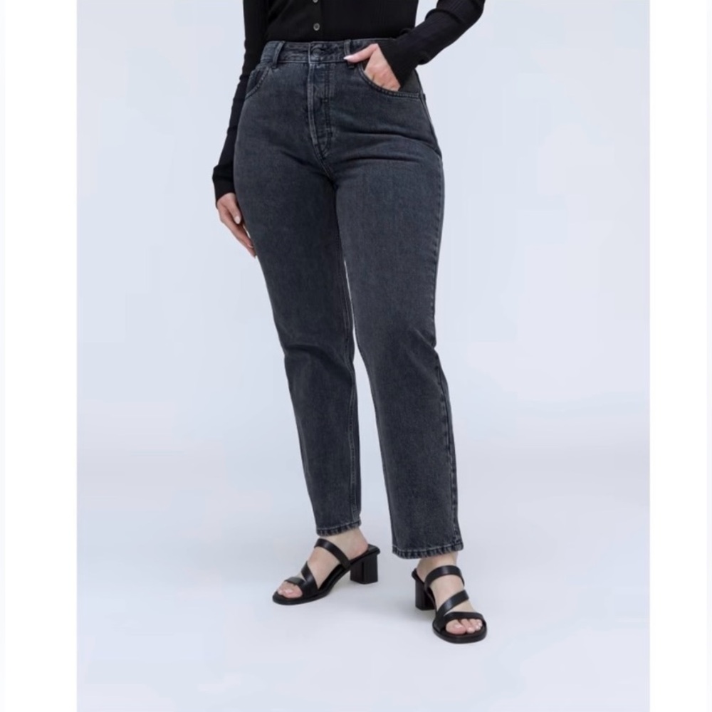 NWT Everlane The Curvy 90'S Cheeky Straight Jean 100% Cotton Washed Black SZ 28